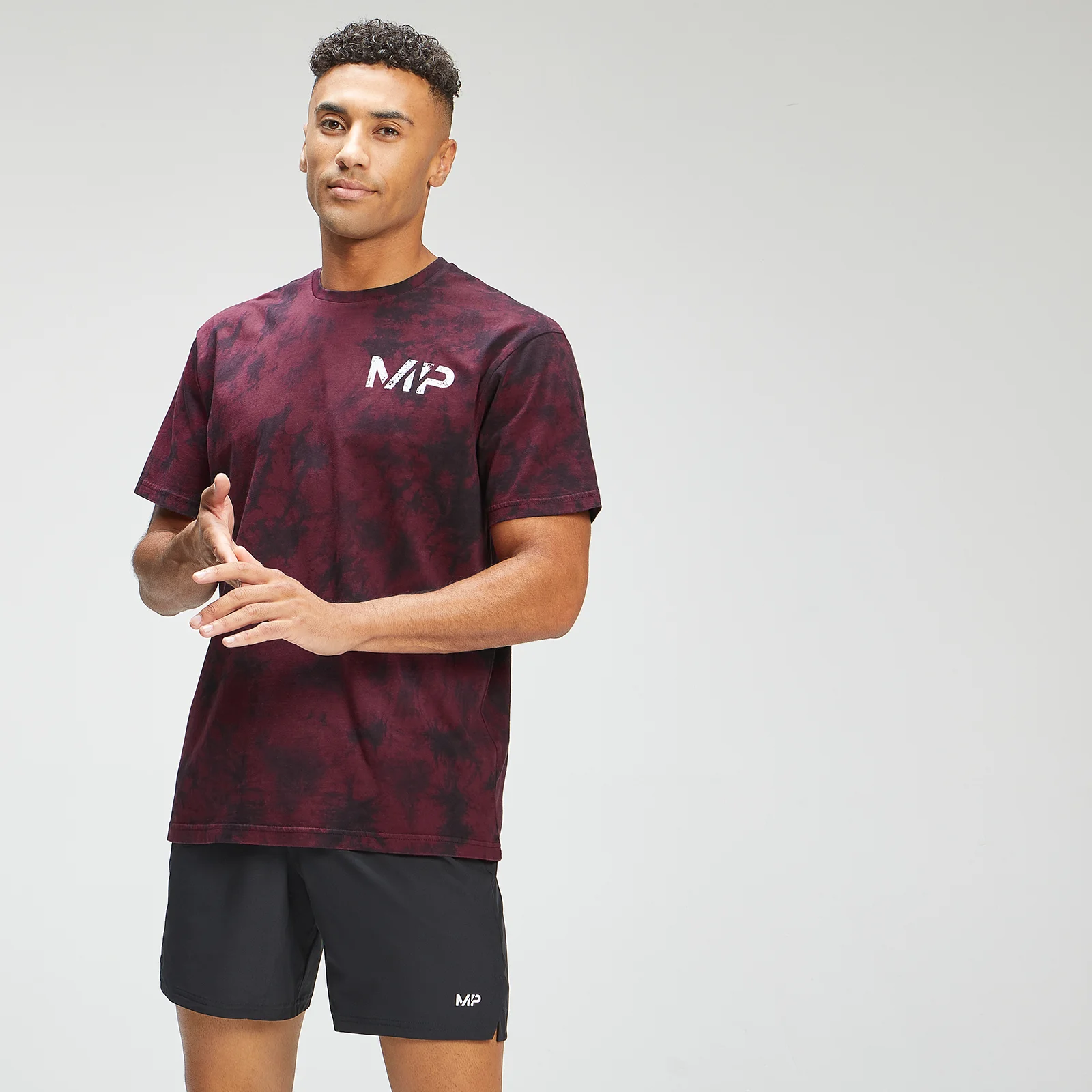 MP Men's Adapt Tie Dye Short Sleeve Oversized T-Shirt - Black/Merlot - XXS vaizdas 1