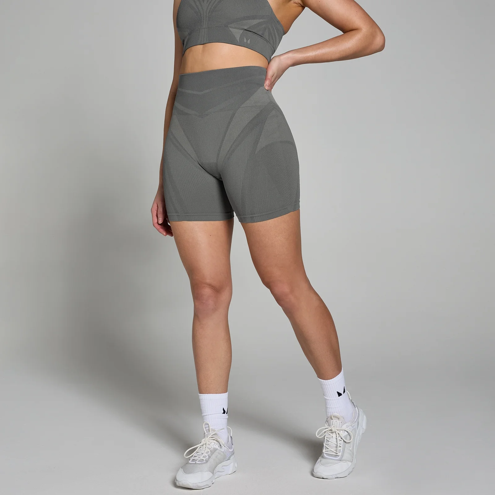 MP moteriški „Tempo Ultra Geometric Seamless“ besiūliai trumpi šortai – Anglies - XS vaizdas 1