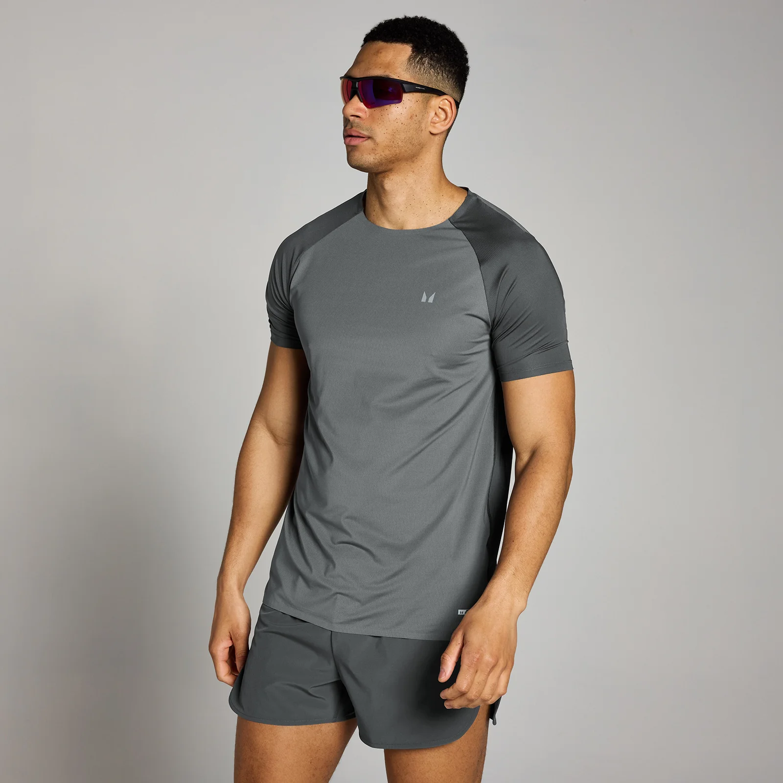 MP Vyriški marškinėliai Velocity Mesh – Tamsiai pilka - XS vaizdas 1