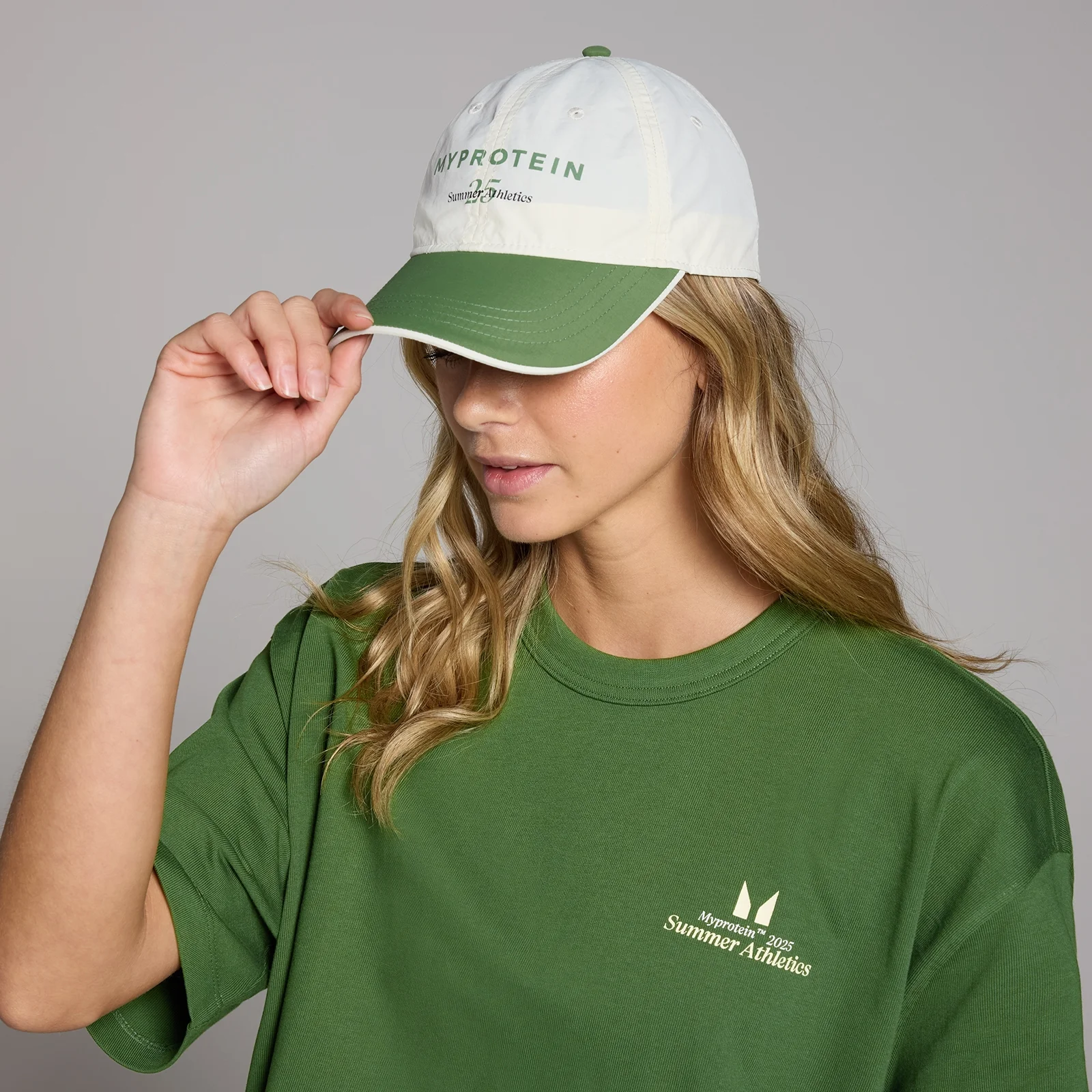 „MP Graphic“ kepuraitė – Retro balta vaizdas 1