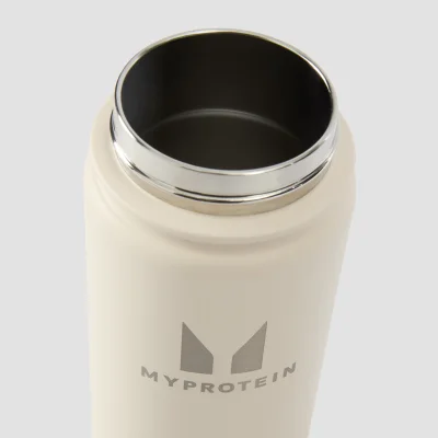 „Myprotein“ perdirbto metalo gertuvė su atlenkiamu šiaudeliu, 500 ml – natūralios kreminės spalvos vaizdas 6
